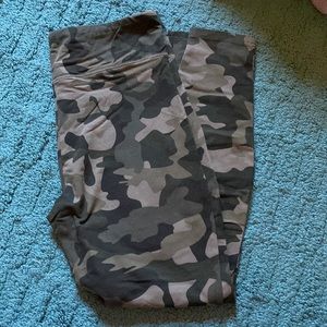 Wild Fable Camp Legging